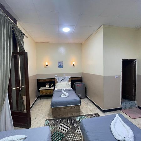 One Season Hostel Cairo Exterior photo