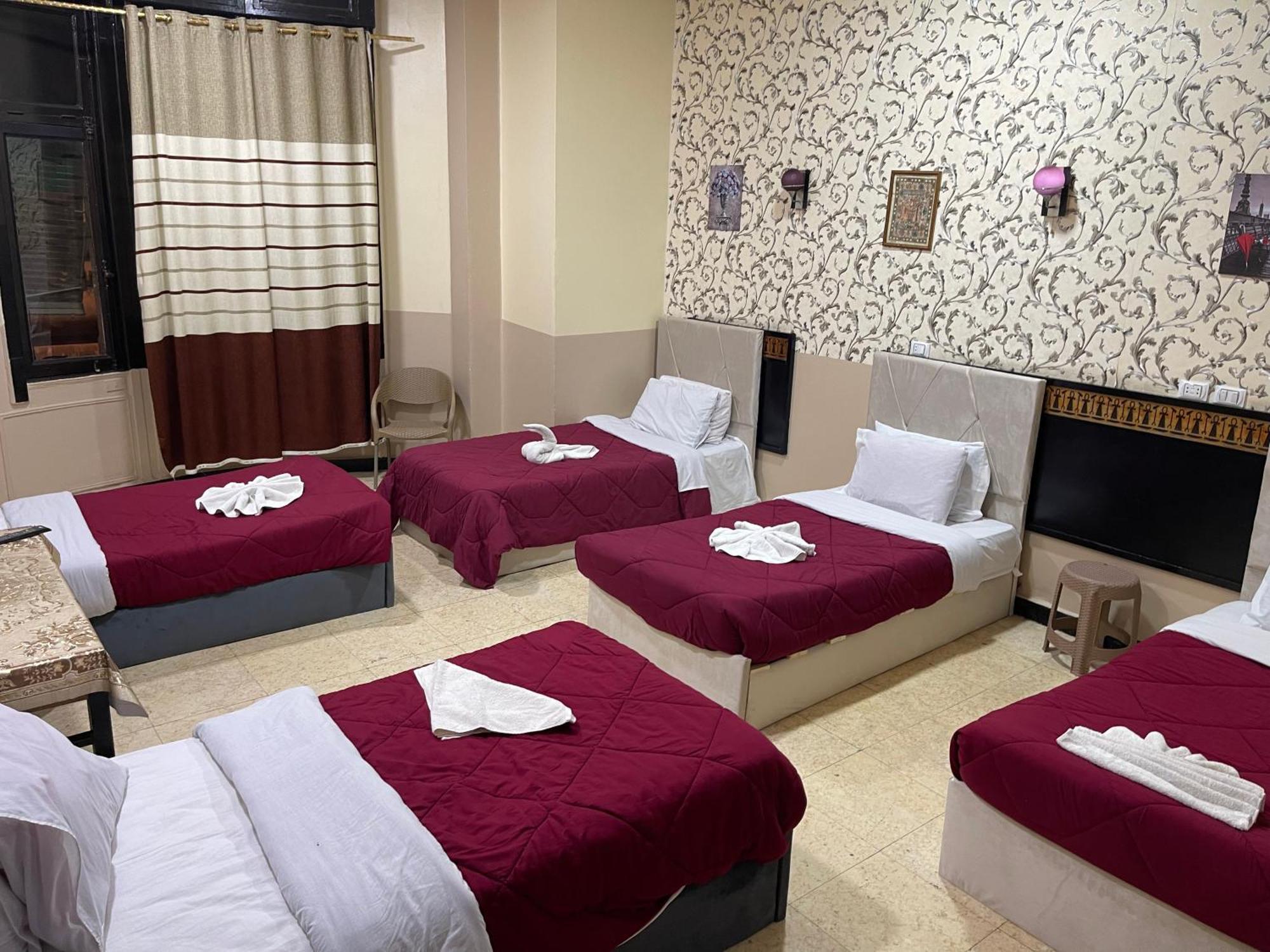 One Season Hostel Cairo Exterior photo
