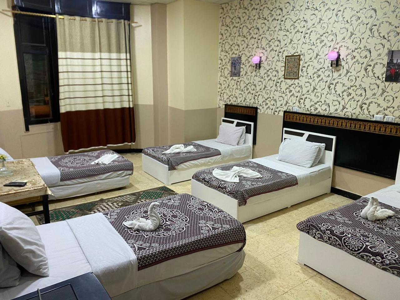 One Season Hostel Cairo Exterior photo
