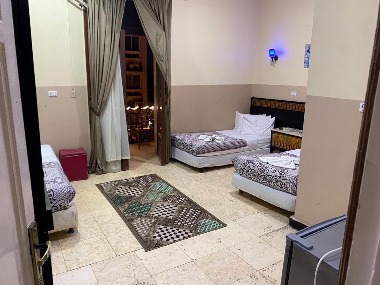 One Season Hostel Cairo Exterior photo